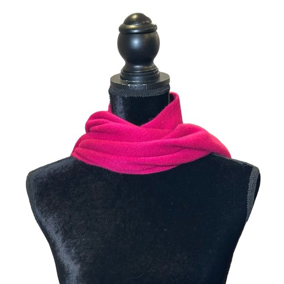 Unbranded Scarf Womens Rectangle Bright Pink Solid Knit Fringe Stretch Wrap - Picture 4 of 5